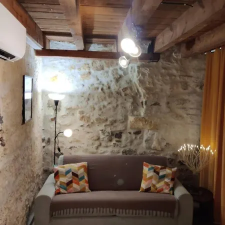 Beau Studio Climatise/Wifi, Proche Arenes Et Gare Arles Exterior foto